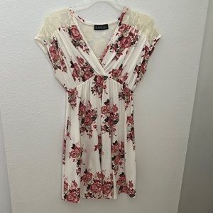 DueTime Maternity floral dress medium off white dress with pink flowers